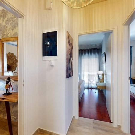 Motley Luxury Apartment By Estia Heraklion Exteriör bild